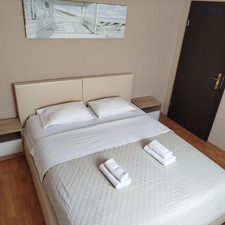 Apartment Filipovic Подгорица Екстериор снимка